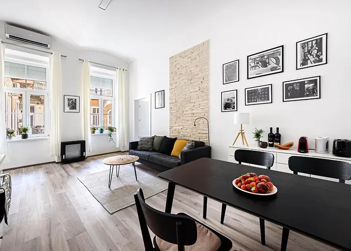 Chic 2Br Flat Near The Opera