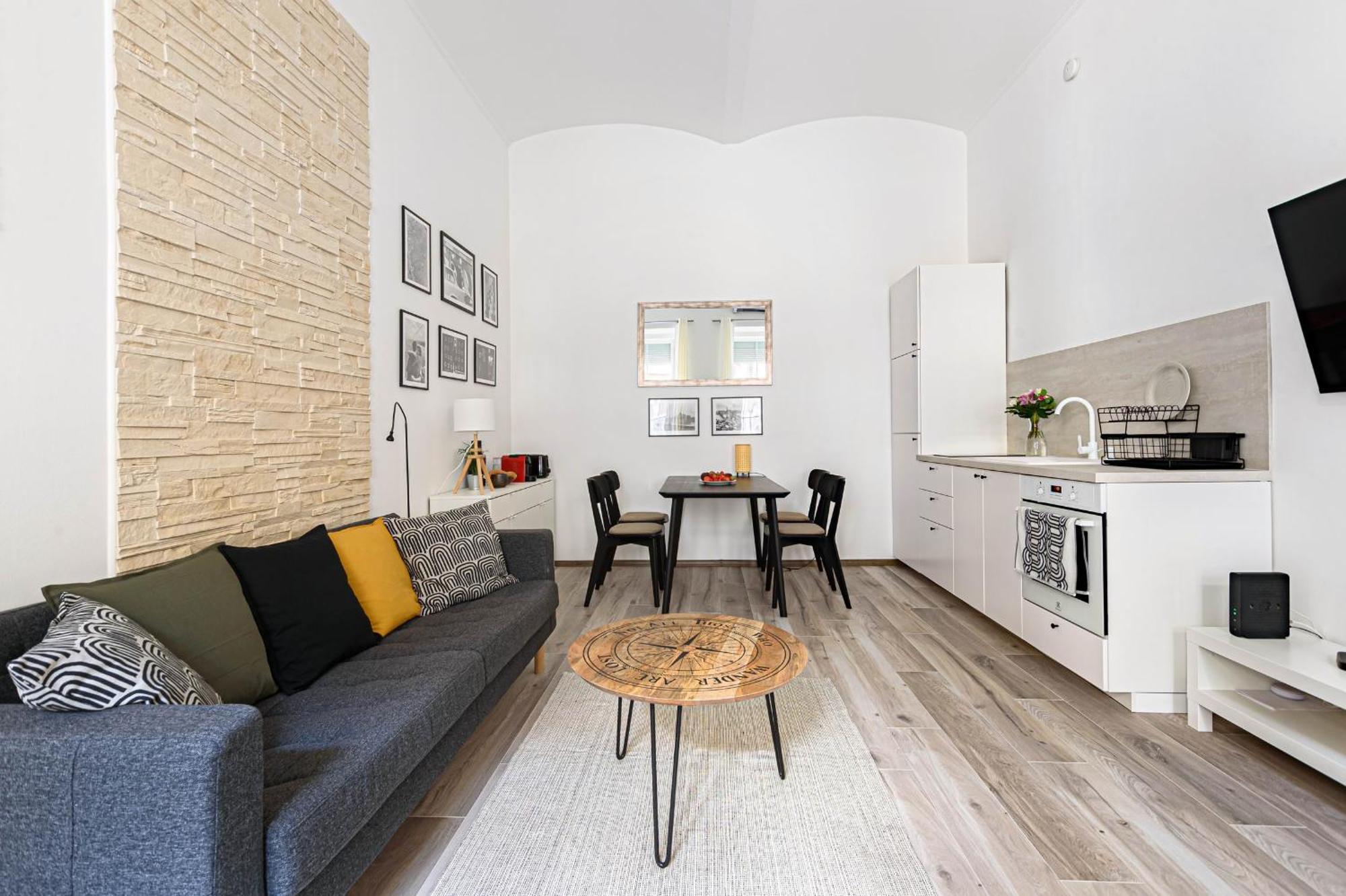 Apartment Chic 2br Flat Near The Opera *